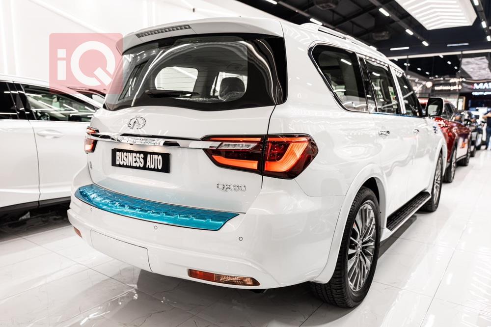 انفنتي QX80